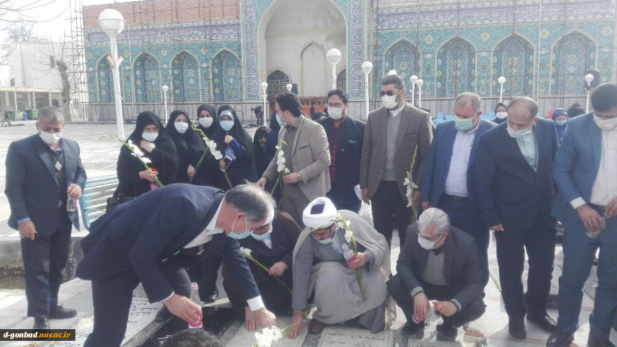 حضور ریاست آموزشکده فنی و حرفه ای دختران کوثر گنبد کاووس در مراسم غبارروبی مزار مادران آسمانی شهداء (گلستان ) 5